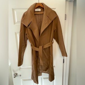 Closed Women’s Coat